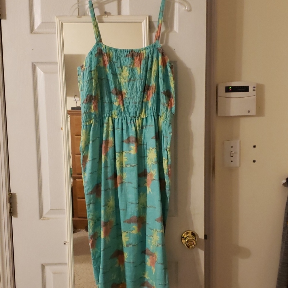 "Summery" strap dress